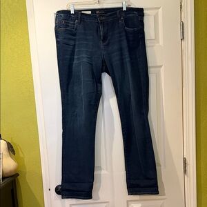 Kut from the Kloth win no’s Dark Blue Jeans